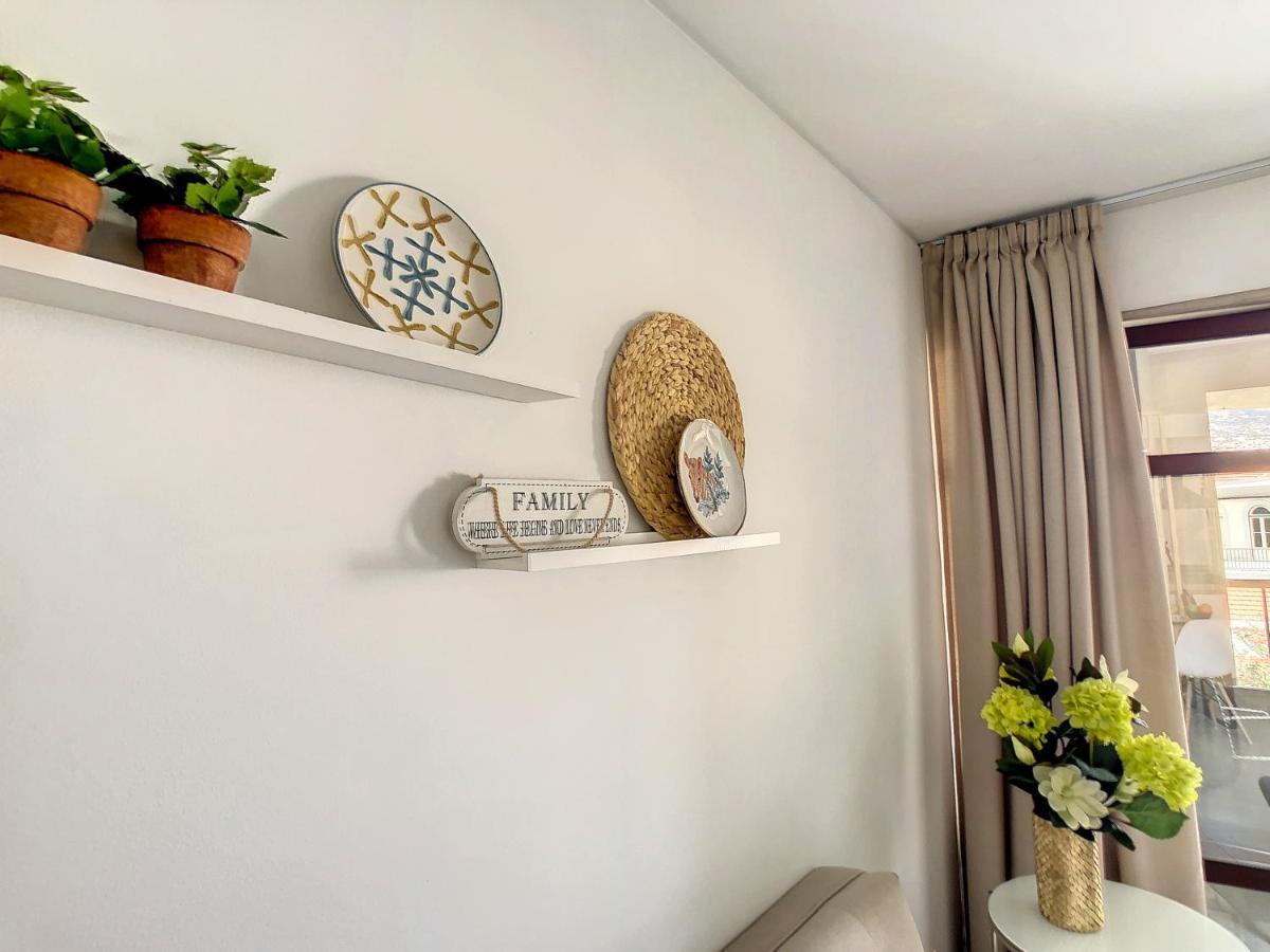 Fantastic Apartment Marina Club ฟุงชาล ภายนอก รูปภาพ