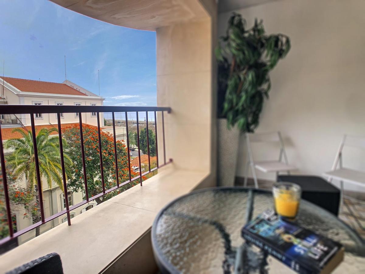Fantastic Apartment Marina Club ฟุงชาล ภายนอก รูปภาพ