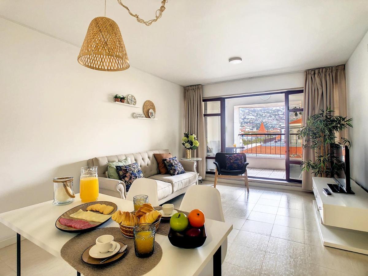 Fantastic Apartment Marina Club ฟุงชาล ภายนอก รูปภาพ